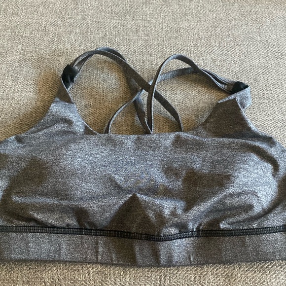 Lululemon Energy Bra - Picture 1 of 9